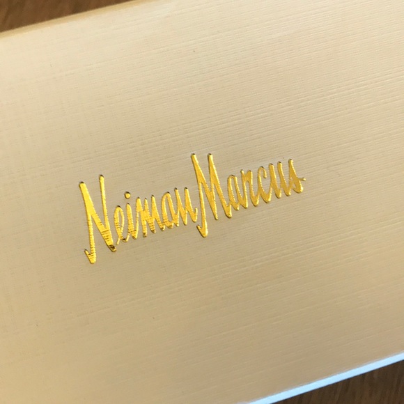 Neiman Marcus Box - Picture 1 of 4